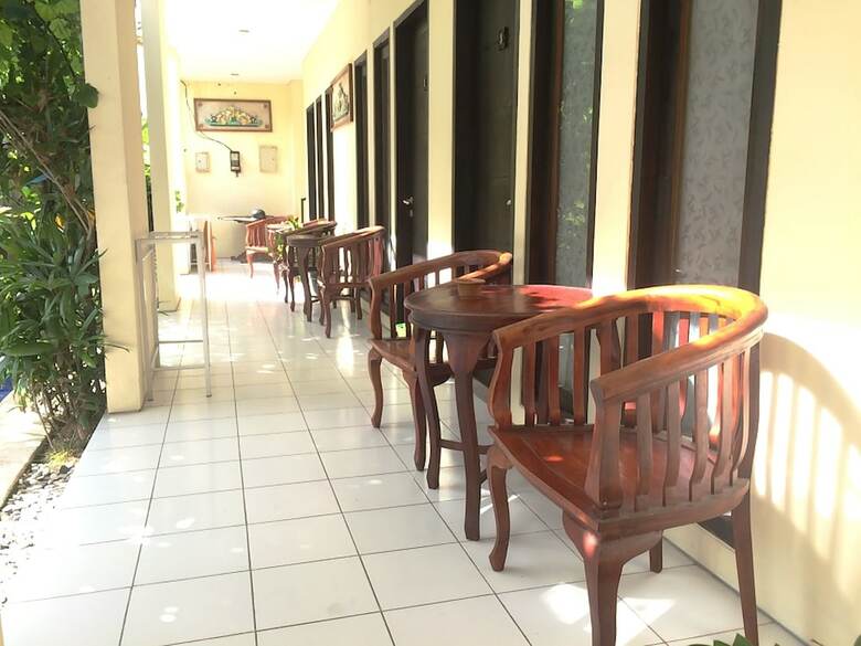Hotel Grand Bimasena Hostel
