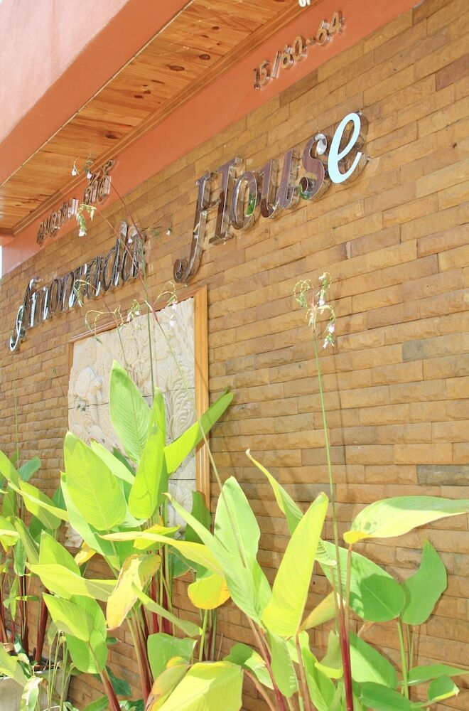 Hotel Amonrada House