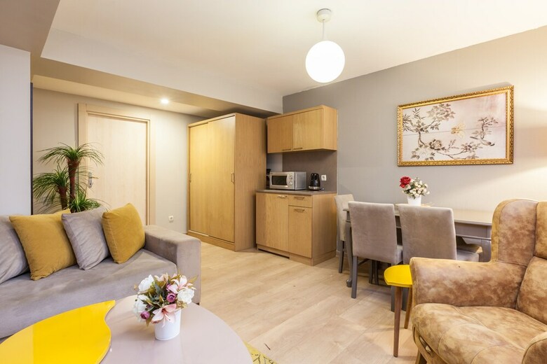 Galata 1785 Suites