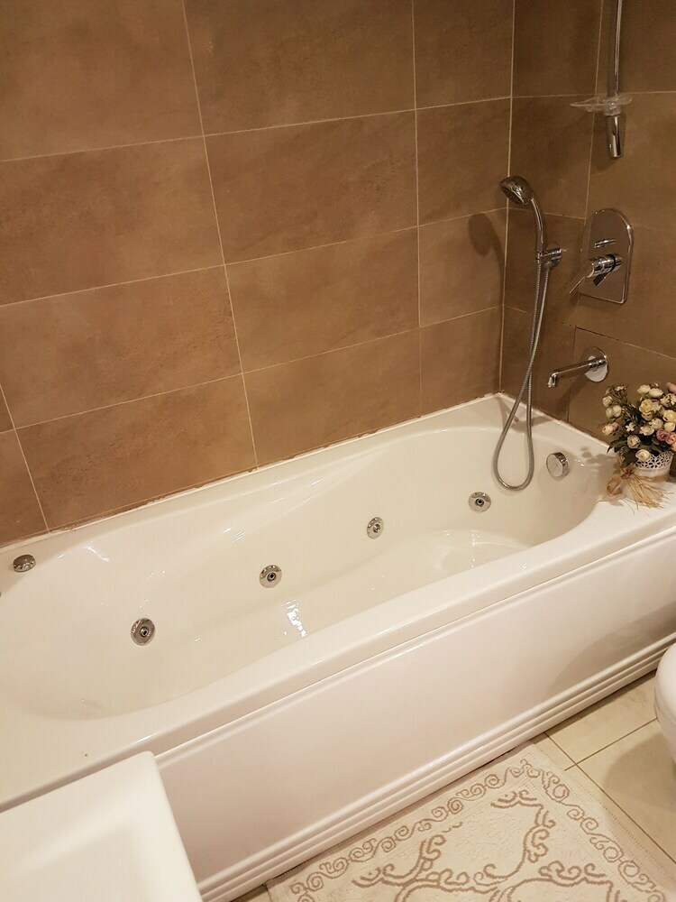 Galata 1785 Suites