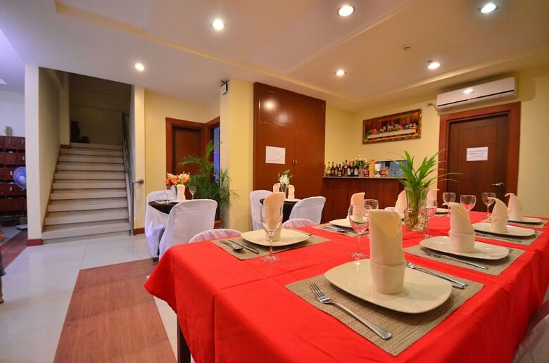 Hotel Casanas Suites