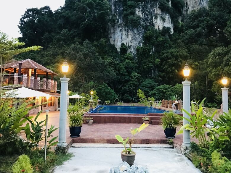 Hotel Efm Guest House