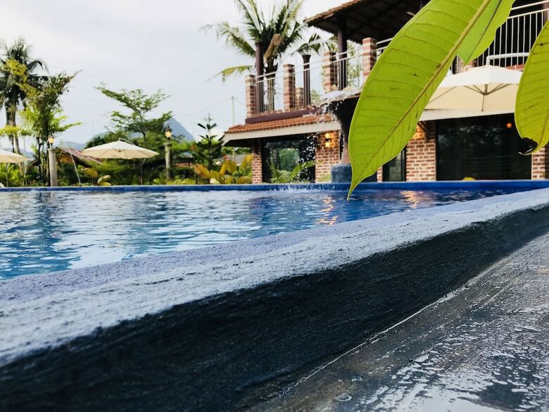 Hotel Efm Guest House