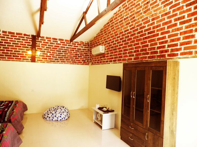 Hotel Efm Guest House