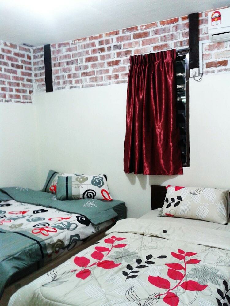 Hotel Efm Guest House