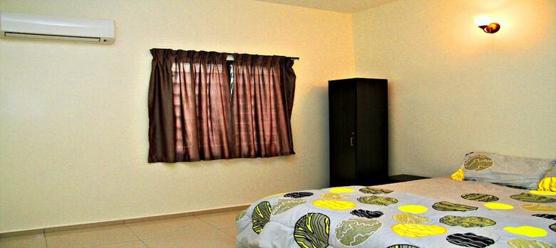 Hotel Efm Guest House