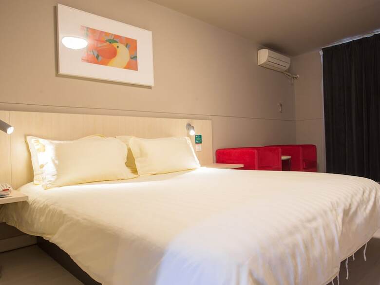 Hotel Jinjiang Inn Baoding Railway Station