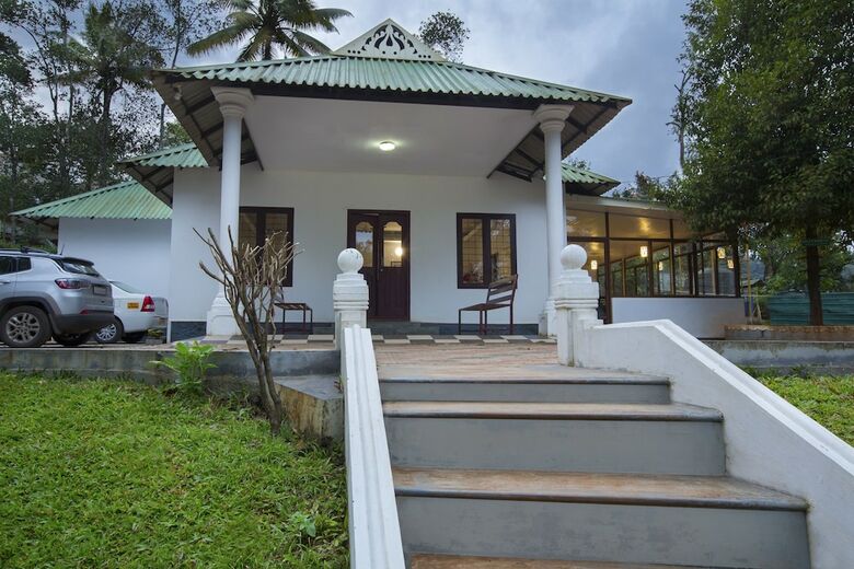 Hotel Misty Lake Resort