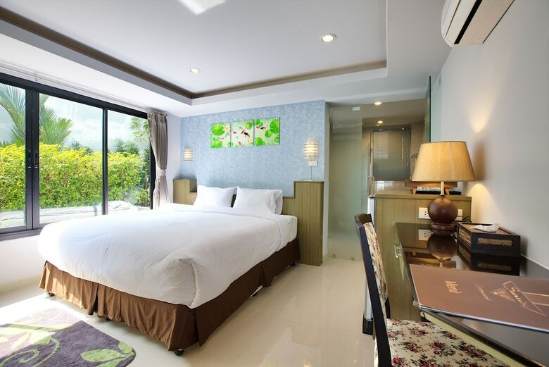 Nb Sunrise Mountain Villa