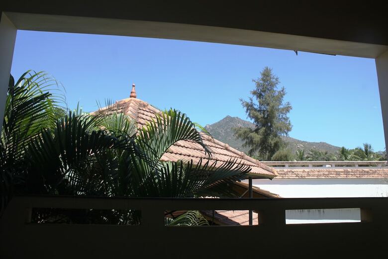Hotel Arunai Anantha Resort