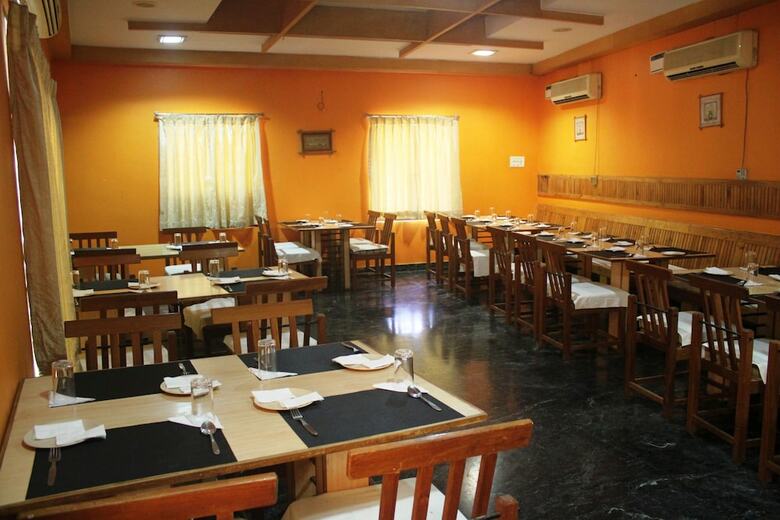 Hotel Arunai Anantha Resort