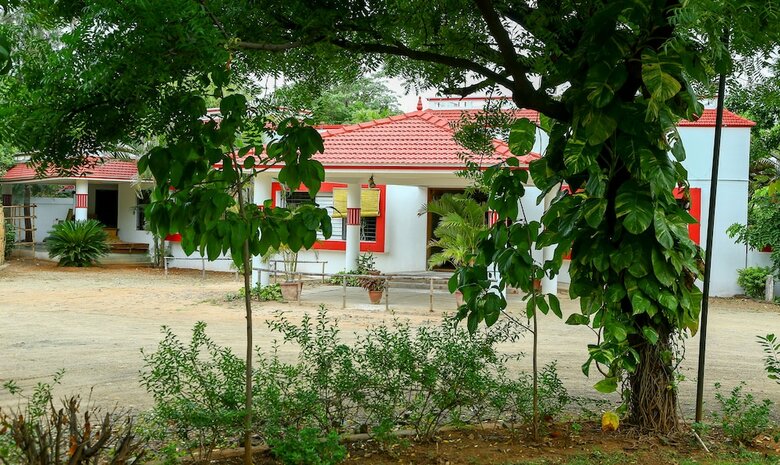 Hotel Arunai Anantha Resort