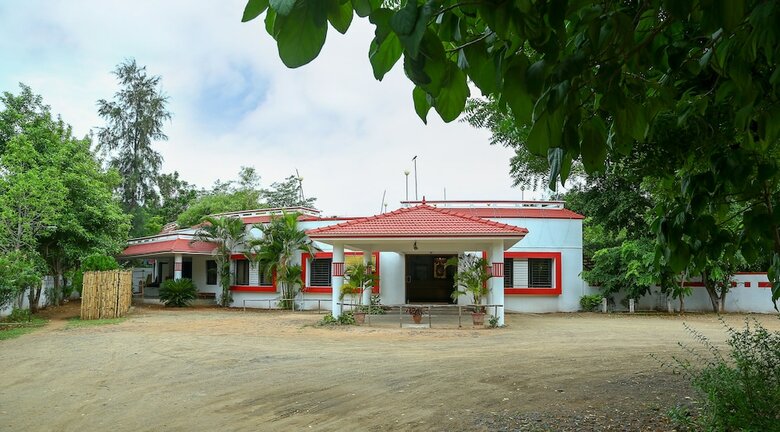 Hotel Arunai Anantha Resort