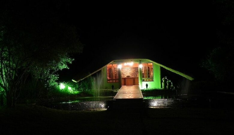 Posada Kwambali Riverside Lodge