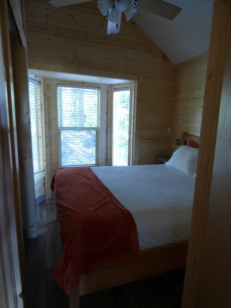 Sheltered Nook Tiny Homes On Tillamook Bay