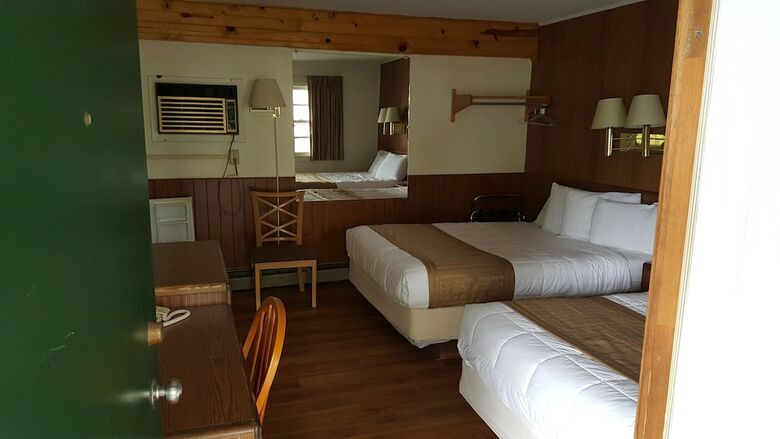 Motel Budget Host Inn
