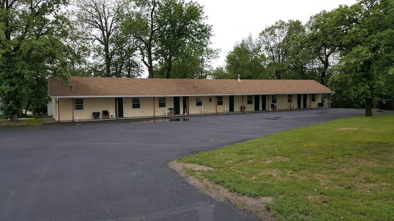 Motel Budget Host Inn