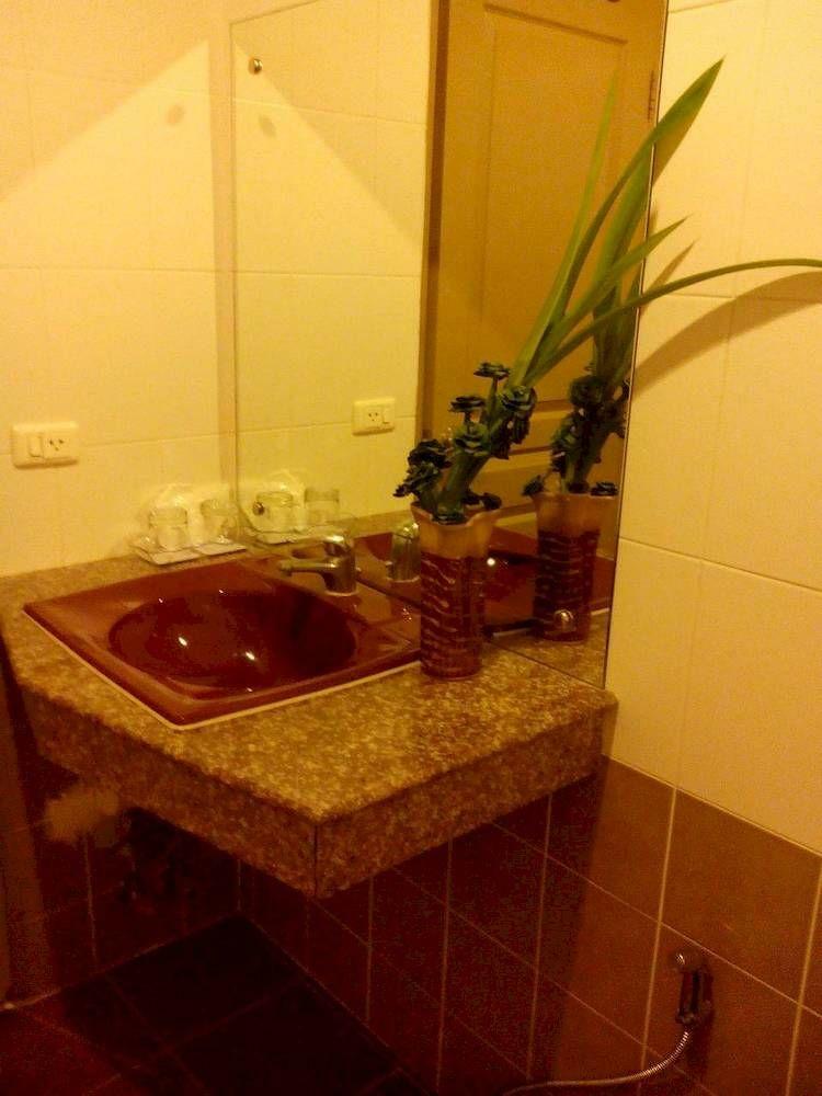 Hotel Aonang Eco Inn