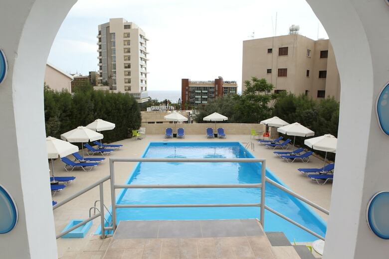 Aparthotel Polyxeni Hotel Apartments
