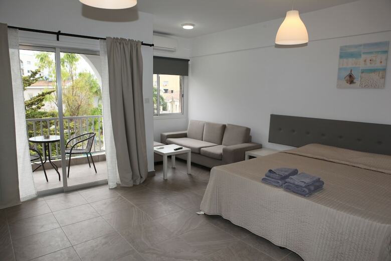 Aparthotel Polyxeni Hotel Apartments