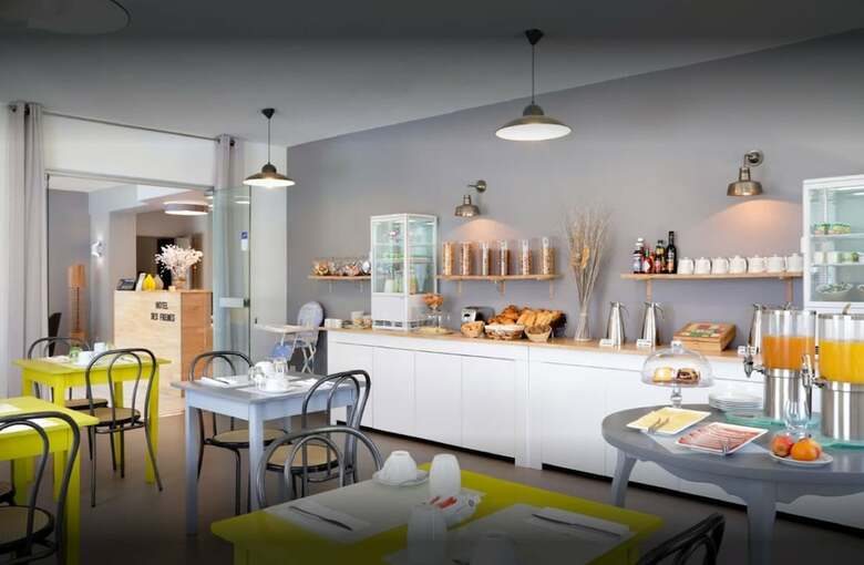 Hotel H�tel Des Fr�nes