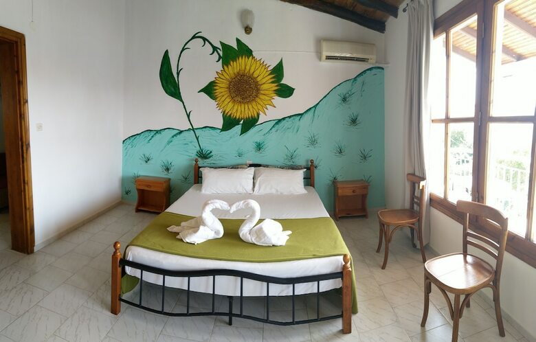 Apartamentos Azalea View Skiathos Studios