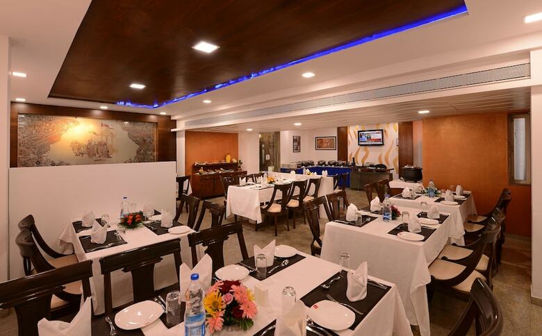 Hotel Dwarikadish Lords Eco Inn Dwarika
