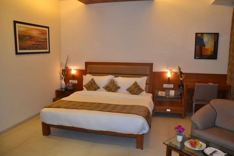 Hotel Dwarikadish Lords Eco Inn Dwarika