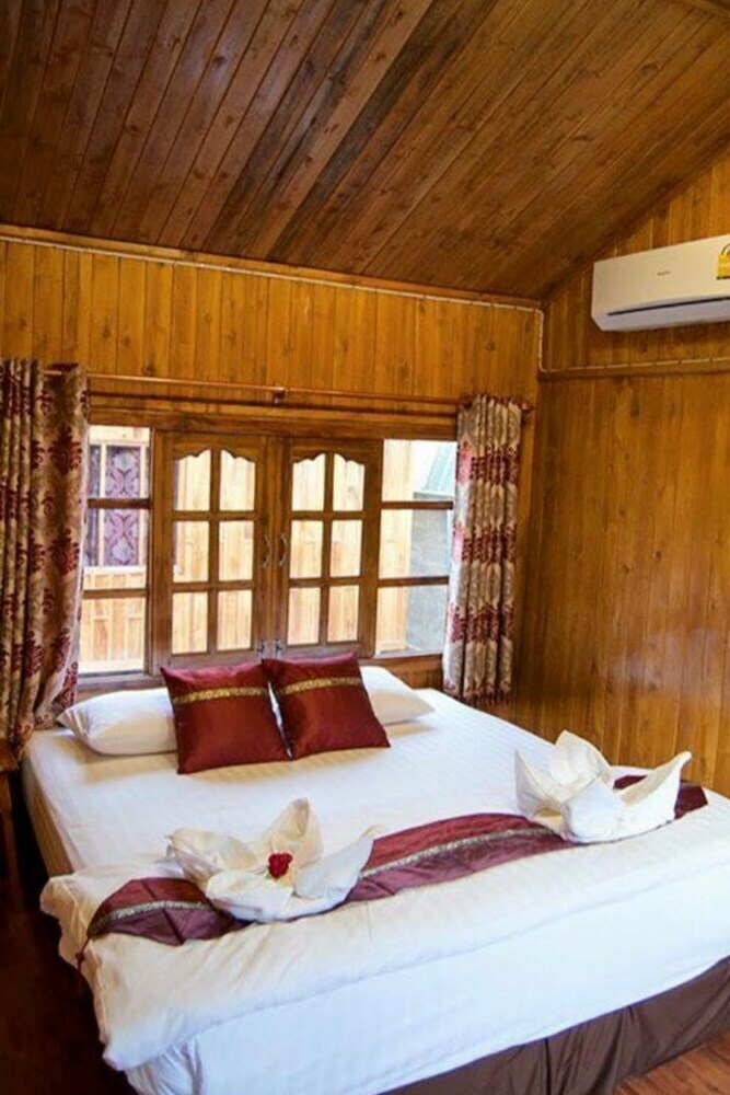 Hotel Huahin Laplae Resort