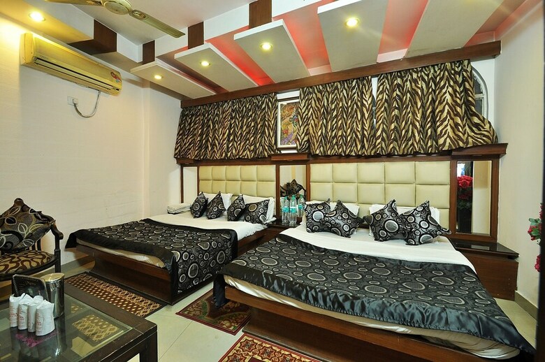 Hotel Roma Dx