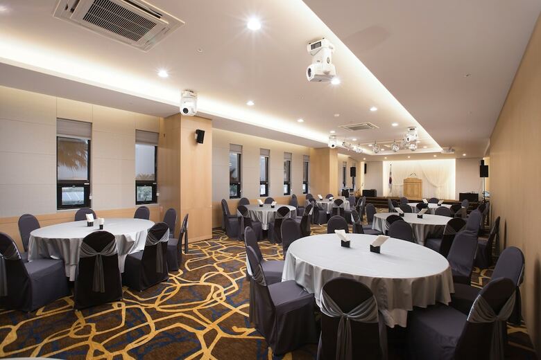 Jeju Palace Hotel