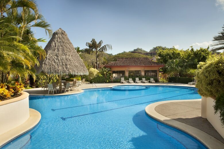 Stay In Cr Los Sue�os Condos
