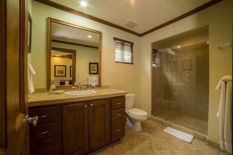 Stay In Cr Los Sue�os Condos