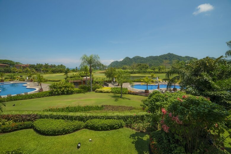 Stay In Cr Los Sue�os Condos