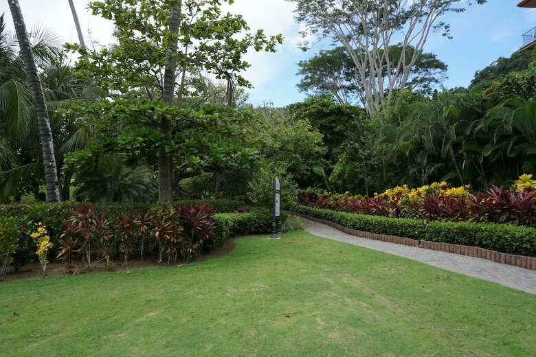 Stay In Cr Los Sue�os Condos