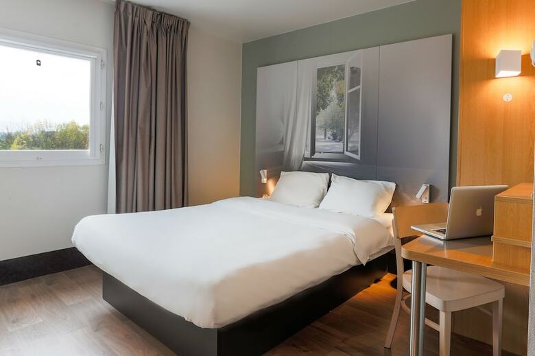 Hotel B&B H�tel Valenciennes