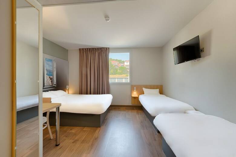 Hotel B&B H�tel Marseille A�roport St Victoret