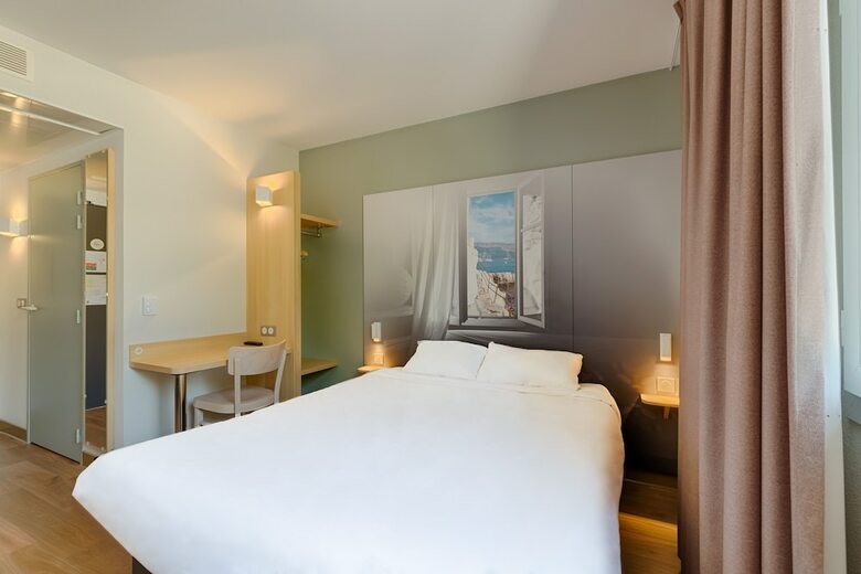 Hotel B&B H�tel Marseille A�roport St Victoret