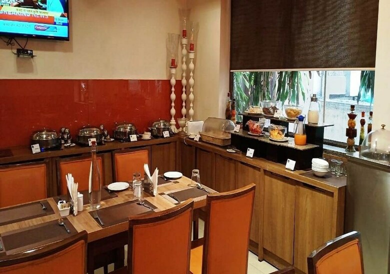 Hotel Blue Stone - Nehru Place