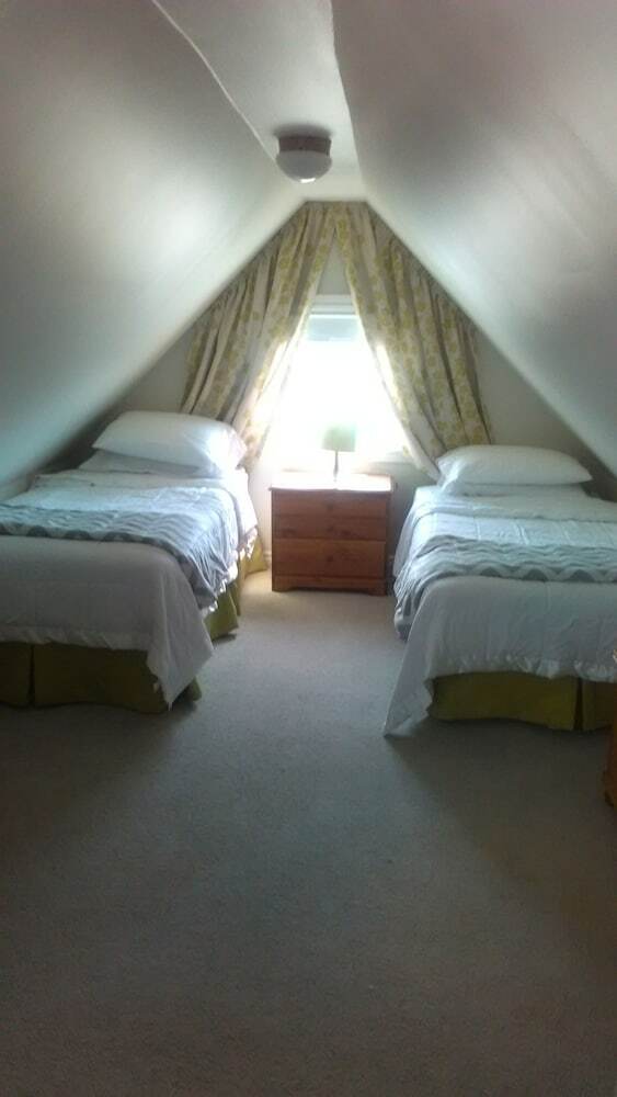 Stoneleigh Cottage