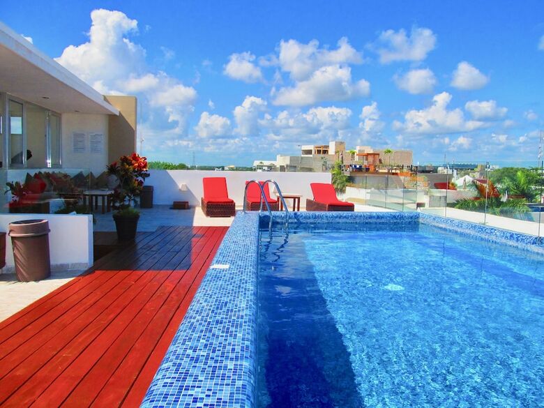 Skyline 24th By Playa Paradise