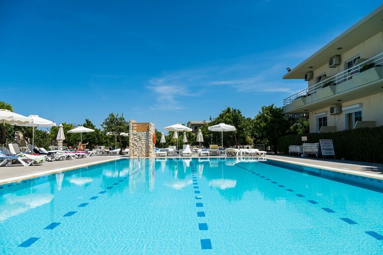Aparthotel Ilyssion Holidays Apartments & Studios