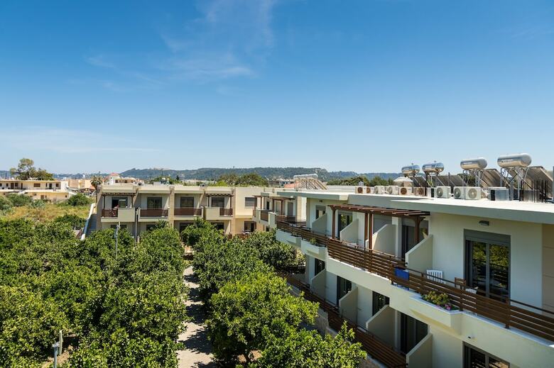 Aparthotel Ilyssion Holidays Apartments & Studios