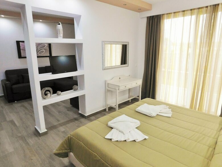 Sun Shine Hotel
