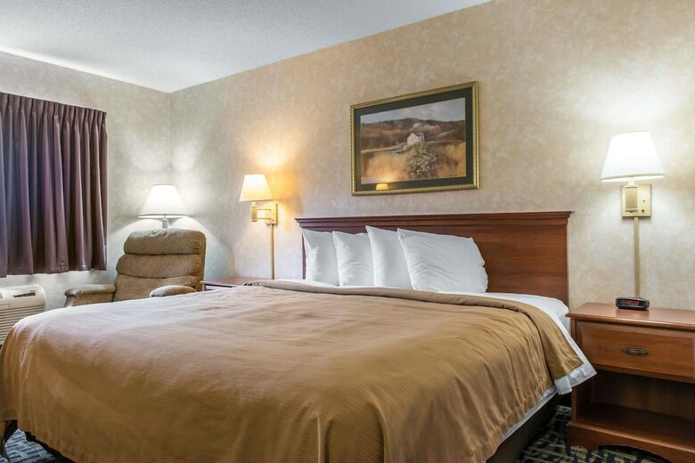 Hotel Quality Inn & Suites