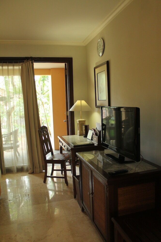 Hotel Laras Asri Resort And Spa