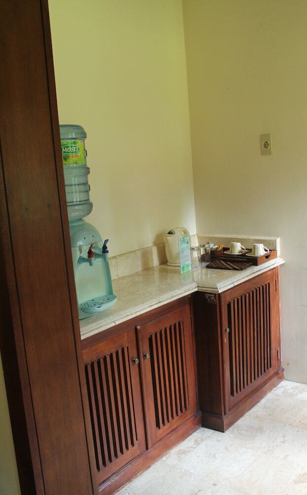 Hotel Laras Asri Resort And Spa