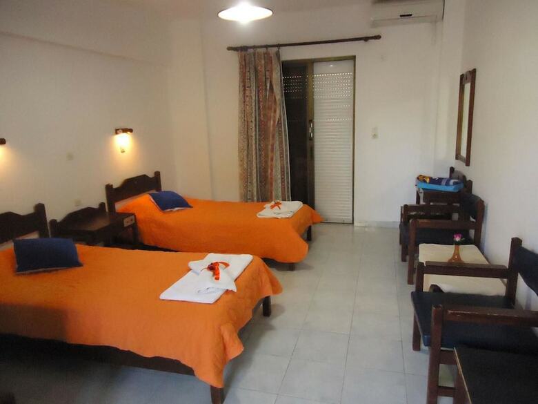 Aparthotel Hermes Studios