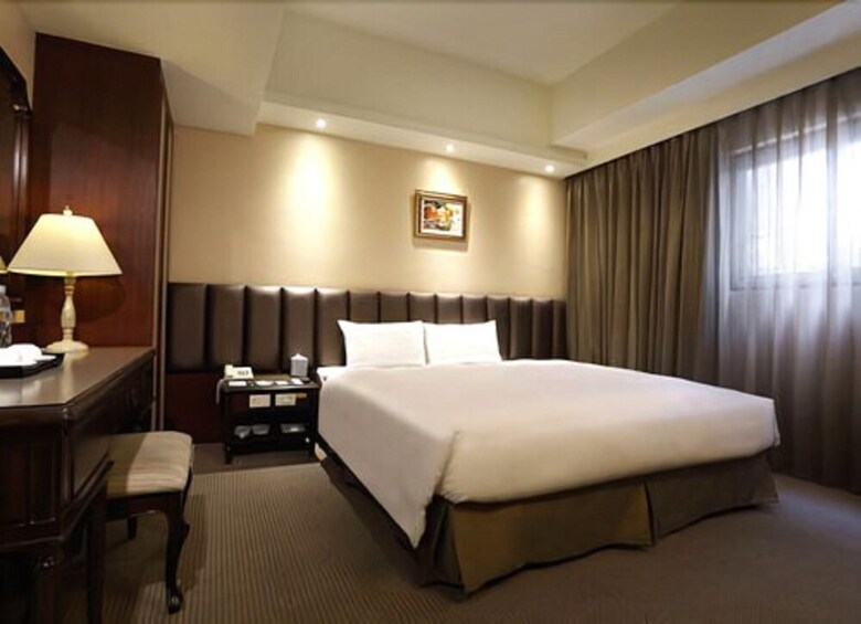 Urban Hotel 33
