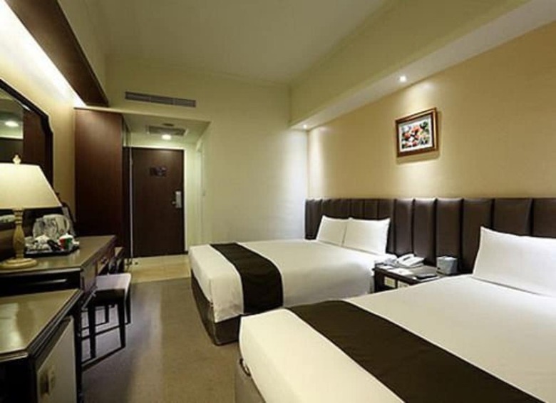 Urban Hotel 33